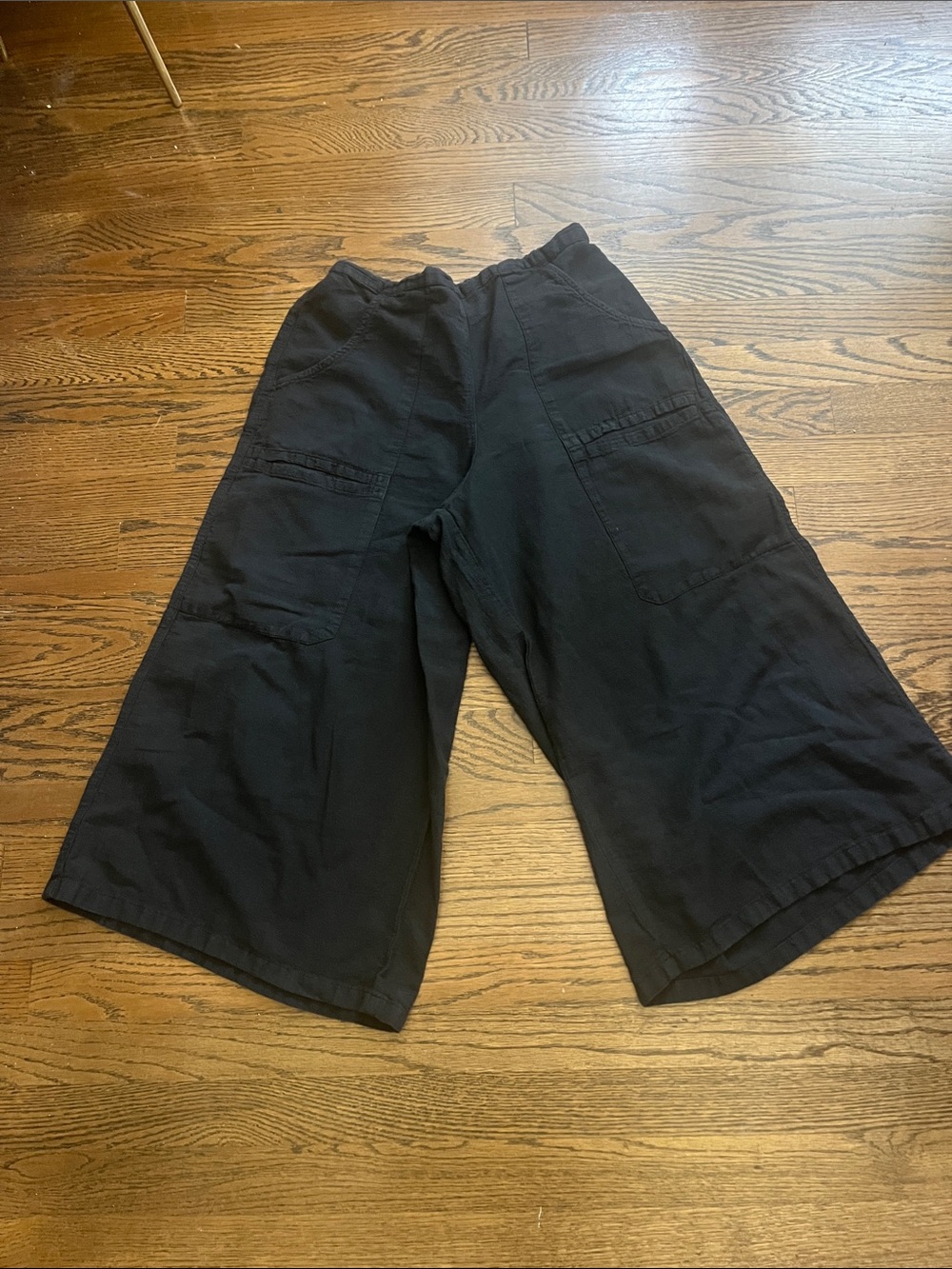 Wide Leg Black Cropped Pants